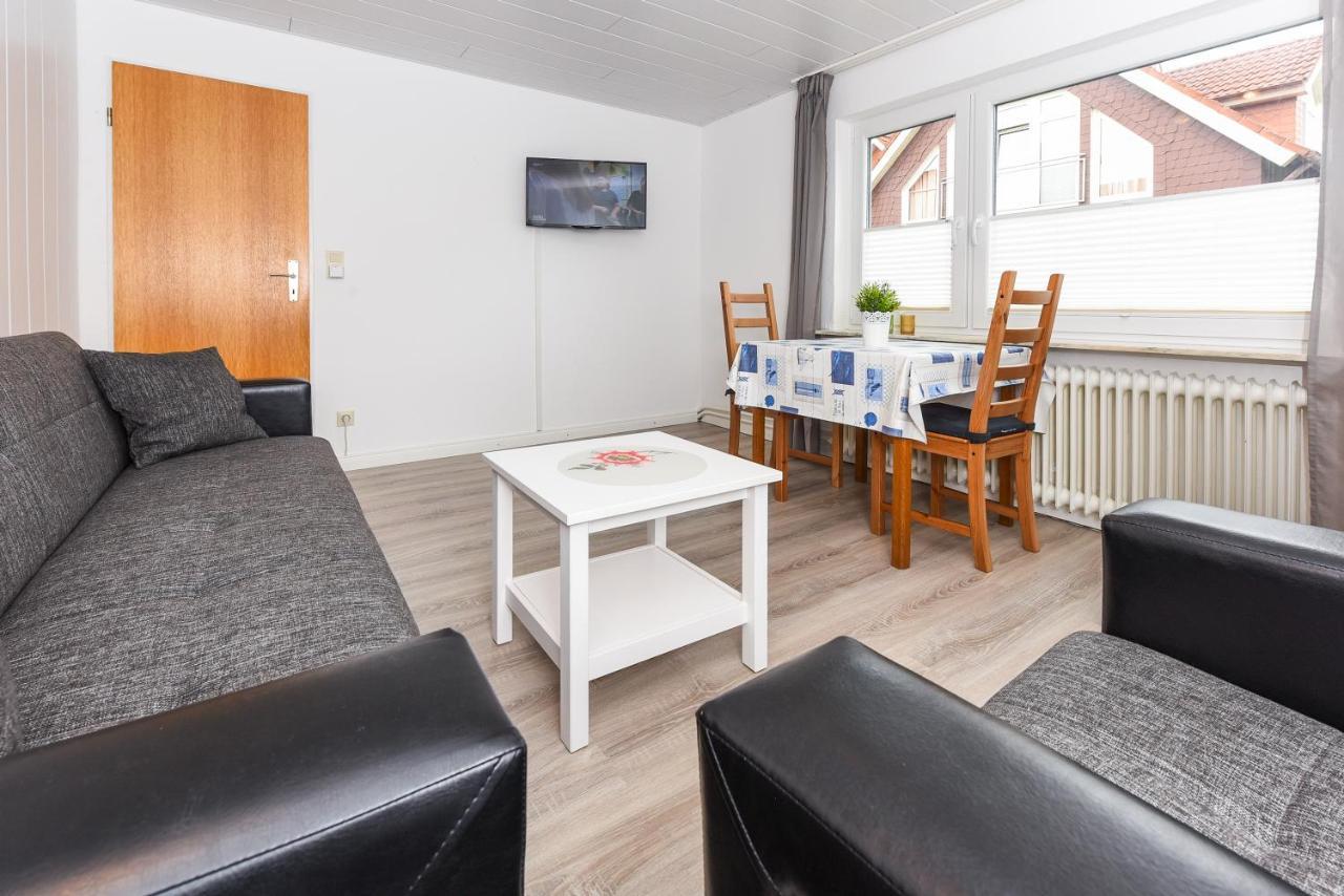Ferienwohnungen Im Haus Waterkant Нойхарлингерзиль Экстерьер фото