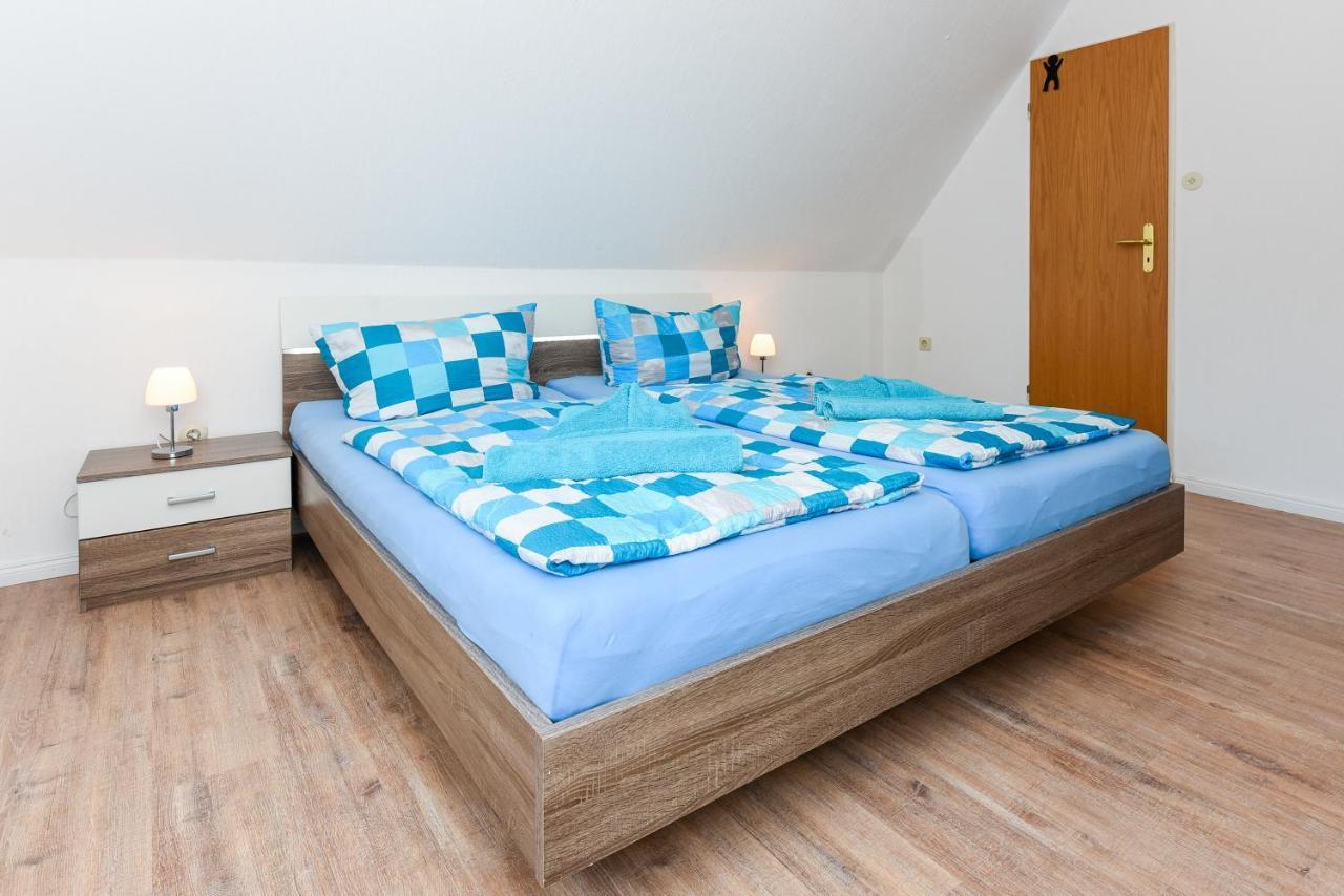 Ferienwohnungen Im Haus Waterkant Нойхарлингерзиль Экстерьер фото